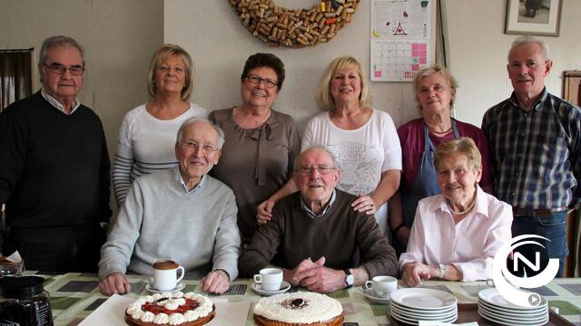 Schildervrienden Het Convent verrassen jarige Jos Heylen (91)