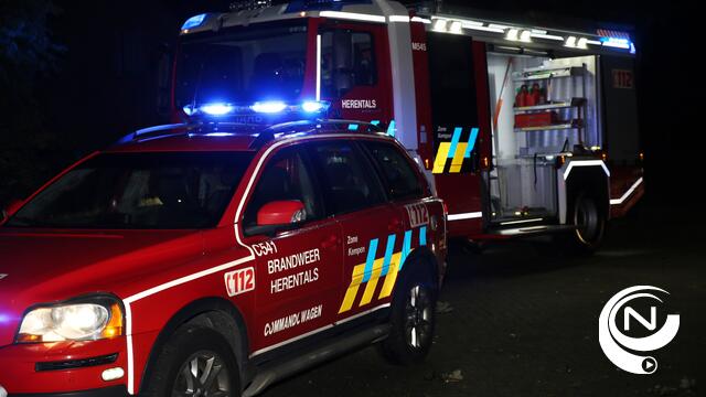 Chalet brandt volledig uit in Eendendreef 