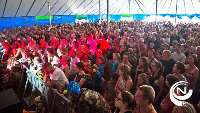 Na Fir Bolg: indringend eerbetoon aan Thé Lau, 11.000 fans, meest succesvolle editie ooit (4) - extra foto's