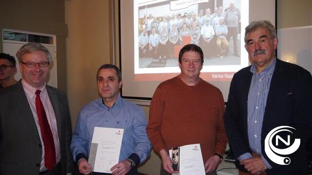 Rode Kruis Herentals : Eric en José krijgen medaille voor jarenlange inzet (2)