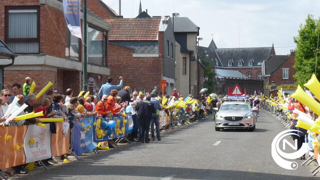 2015: Vorselaar vormde langste erehaag 1000 km tegen Kanker (5)