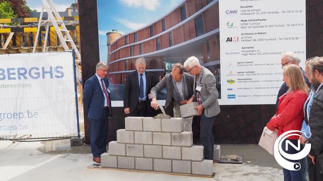 Eerste steen Welzijnscampus Dr. Constant Janssen 