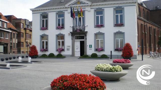 Helft van openbare verlichting in Mol dooft een uurtje vroeger