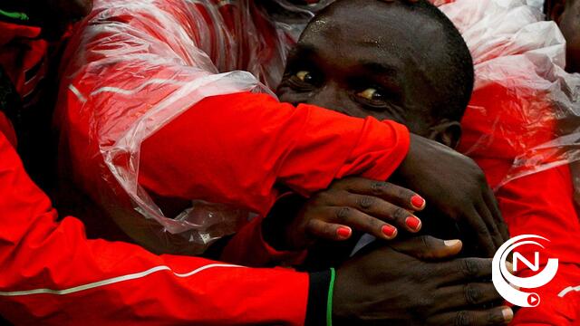 Olympisch kampioen Eliud Kipchoge blijft in marathon 22 seconden boven de 2 uur