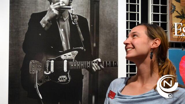 Bob Dylan neemt Nobelprijs Literatuur in ontvangst