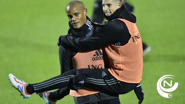 Lachende Kompany heeft plezier op training bij Rode Duivels 