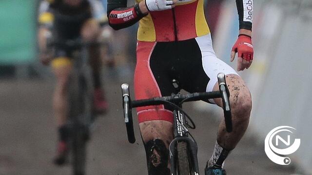 Sanne Cant wint Zilvermeercross bij de vrouwen 