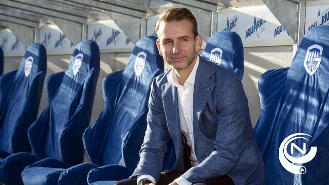 Albert Stuivenberg is nieuwe trainer van RC Genk dat van AA Gent wint 