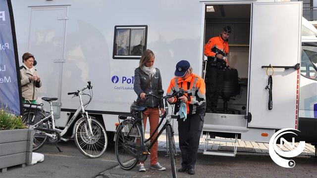  Polymobiel : mobiel politiekantoor Geel, uniek in de Kempen