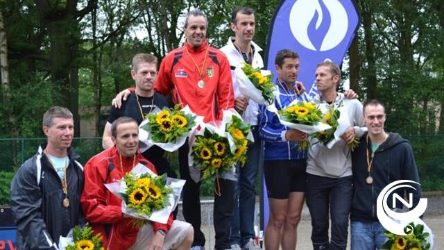 BK sprinttriatlon voor politiediensten in Bloso sportcentrum