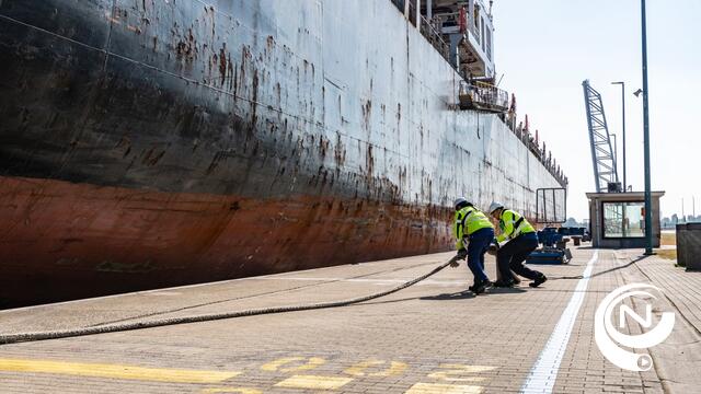 Geopolitieke spanningen en vertraging economische groei laten zich voelen in jaarcijfers Port of Antwerp-Bruges