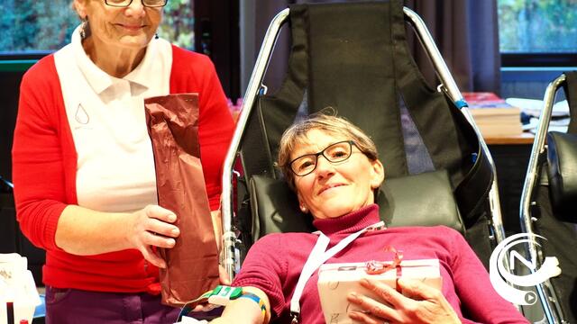 Bloedinzameling Noorderwijk : Maria Janssens 100e bloedgifte