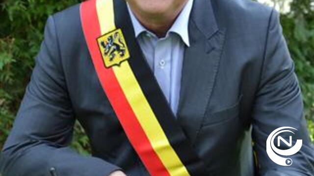 Burgemeester Roger Gabriëls week lang op de fiets