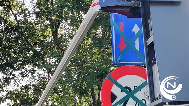 Slagboom aan Sperwerlaan opnieuw aan flarden