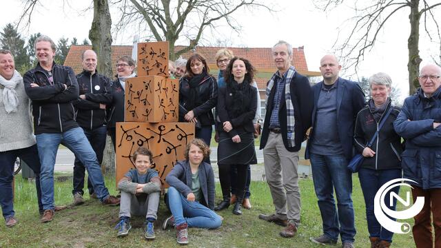 Sluis onthult herinneringsmonument 'Open Sluis'