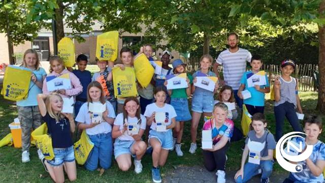 Sterrenklas 6B De Vesten smult van Europese cupcakes
