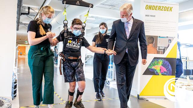 Koning Filip te gast in REVAlution Center To Walk Again AZ Herentals