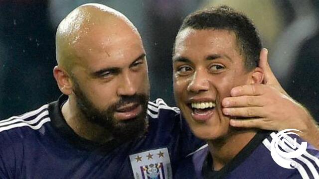 Tris kijkt voetbal: "En die Vanden Borre is nog niet helemaal fit?"