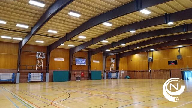 Nieuwe LED-verlichting in sporthal Vossenberg 
