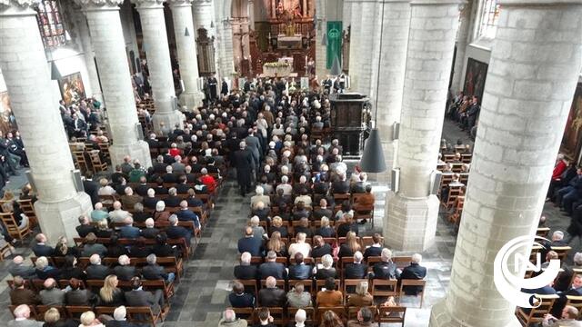 Bomvolle St.-Waldetrudiskerk neemt afscheid van Walter Peeters