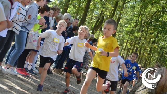 53e Westelse Scholencross met 2.000 sportievelingen onder zalige najaarszon