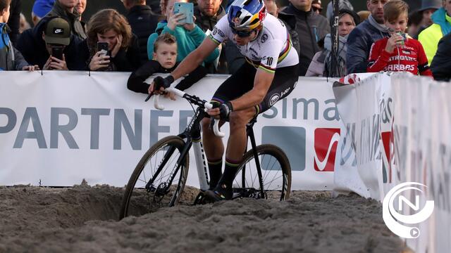 Mathieu van der Poel volgt zichzelf op als Europees kampioen veldrijden, Van Aert zilver