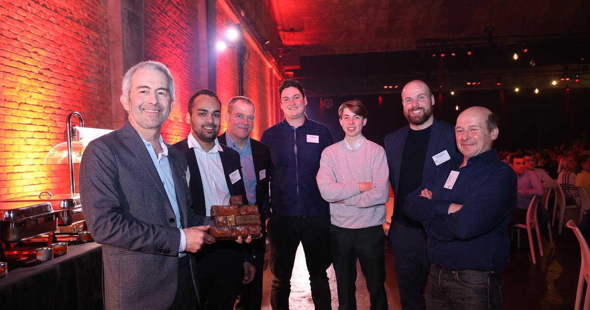Awardshow Waagnatie Antwerpen H3 houtskeletbouw Westerlo laureaat Duurzame bouwonderneming van het Jaar 