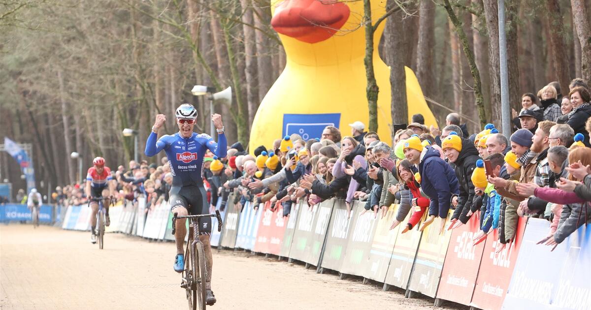 Krawatencross 2024