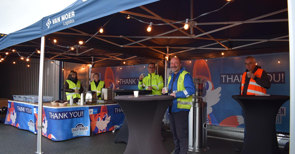  Van Moer Logistics 