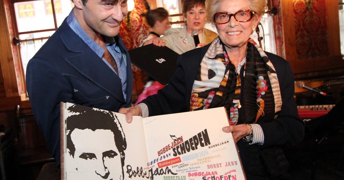 Bobbejaan voorstelling boek @Bobbejaanland in 2011 - met vrouw Josee en zoon
