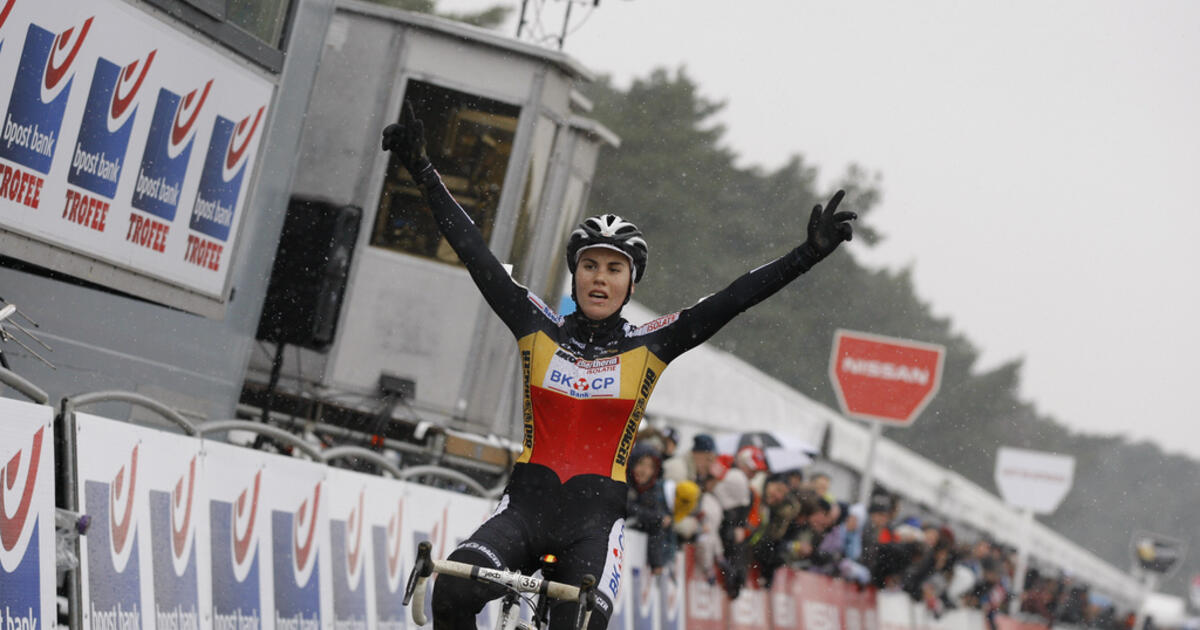 Sanne Cant wint in Oostmalle in 2013 - foto rr