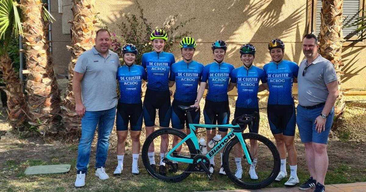 Team  Jinse Peeters De Ceuster Bonache Cycling Team 