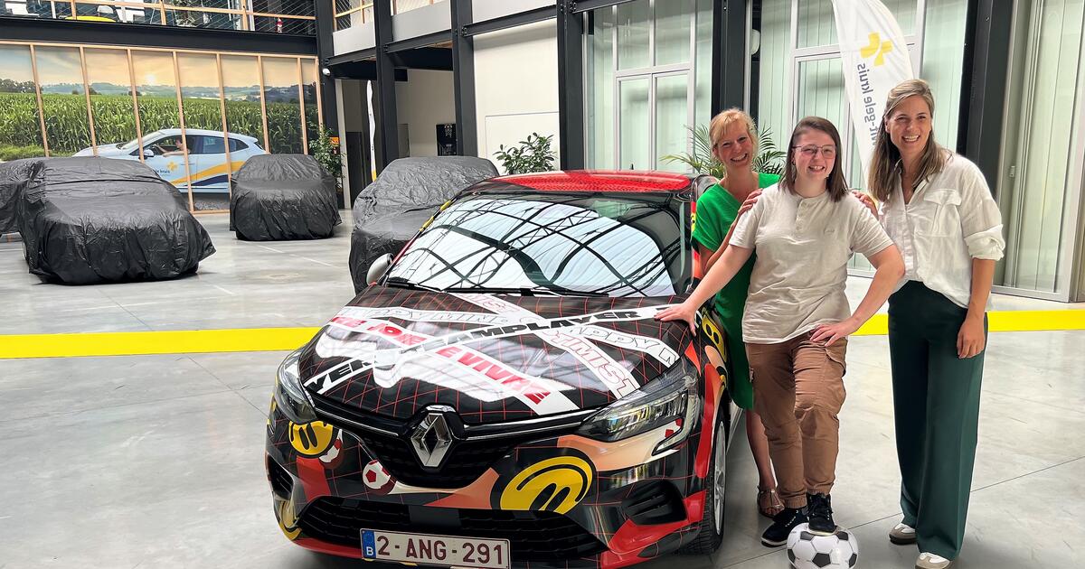 Wit-Gele K ruis wagen
